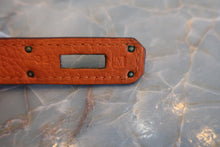 画像をギャラリービューアに読み込む, HERMES/エルメス ケリー32 トリヨンクレマンス オレンジ □M刻印 ショルダーバッグ 800010066