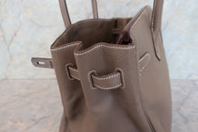 Load image into Gallery viewer, HERMES BIRKIN 35 Clemence leather Etoupe gray □I Engraving Hand bag 700090179