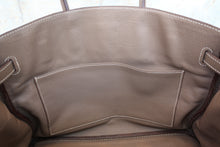 Load image into Gallery viewer, HERMES BIRKIN 35 Clemence leather Etoupe gray □I Engraving Hand bag 700090179