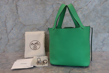 Load image into Gallery viewer, HERMES PICOTIN LOCK PM Clemence leather Vert comics U Engraving Hand bag 700100197