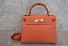 将图片加载到图库查看器,HERMES KELLY 28 Epsom leather Mango □P刻印 Shoulder bag 700120070