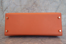 将图片加载到图库查看器,HERMES KELLY 28 Epsom leather Mango □P刻印 Shoulder bag 700120070