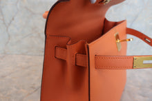 将图片加载到图库查看器,HERMES KELLY 28 Epsom leather Mango □P刻印 Shoulder bag 700120070