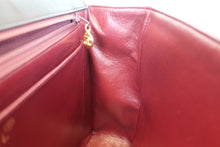 Load image into Gallery viewer, CHANEL Mademoiselle chain shoulder bag Lambskin Black/Gold hadware Shoulder bag 700080084