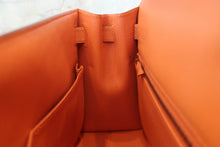Load image into Gallery viewer, HERMES KELLY 28 Epsom leather Mango □P Engraving Shoulder bag 700120070