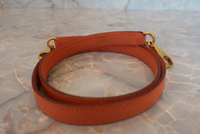 将图片加载到图库查看器,HERMES KELLY 28 Epsom leather Mango □P刻印 Shoulder bag 700120070