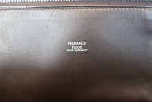 Load image into Gallery viewer, HERMES/BOLIDE 31 Clemence leather Chocolat □M Engraving Shoulder bag 700120058
