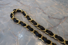 Load image into Gallery viewer, CHANEL Matelasse chain shoulder bag Lambskin Black/Gold hadware Shoulder bag 800040010