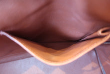 将图片加载到图库查看器,HERMES KELLY 32 Clemence leather Sienne □M刻印 Hand bag 700100177