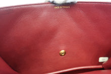 Load image into Gallery viewer, CHANEL Matelasse chain shoulder bag Lambskin Black/Gold hadware Shoulder bag 800040010