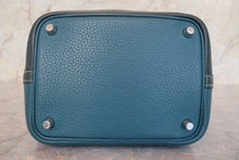 Load image into Gallery viewer, HERMES PICOTIN LOCK CASAQUE PM Clemence leather Vert bosphore/Vert cypres Z Engraving Hand bag 8000100045