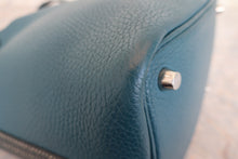 Load image into Gallery viewer, HERMES PICOTIN LOCK CASAQUE PM Clemence leather Vert bosphore/Vert cypres Z Engraving Hand bag 8000100045