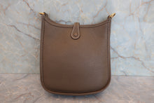 画像をギャラリービューアに読み込む, HERMES/エルメス エブリンTPM トリヨンクレマンス エトゥープ Y刻印 ショルダーバッグ 800020167