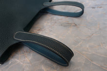 Load image into Gallery viewer, HERMES PICOTIN LOCK CASAQUE PM Clemence leather Vert bosphore/Vert cypres Z Engraving Hand bag 8000100045