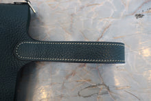 Load image into Gallery viewer, HERMES PICOTIN LOCK CASAQUE PM Clemence leather Vert bosphore/Vert cypres Z Engraving Hand bag 8000100045
