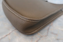 画像をギャラリービューアに読み込む, HERMES/エルメス エブリンTPM トリヨンクレマンス エトゥープ Y刻印 ショルダーバッグ 800020167