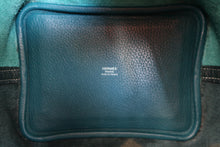 Load image into Gallery viewer, HERMES PICOTIN LOCK CASAQUE PM Clemence leather Vert bosphore/Vert cypres Z Engraving Hand bag 8000100045