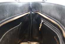 画像をギャラリービューアに読み込む, CHANEL/シャネル 復刻トート キャビアスキン ブラック/ゴールド金具 トートバッグ 700070054