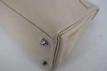 Load image into Gallery viewer, HERMES KELLY 32 Clemence leather Craie A Engraving Hand bag 800100038