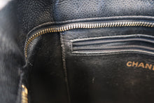 画像をギャラリービューアに読み込む, CHANEL/シャネル 復刻トート キャビアスキン ブラック/ゴールド金具 トートバッグ 700070054