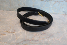 将图片加载到图库查看器,CHANEL/香奈儿 经典双C 化妆包 羊皮 Black/Gold hadware(黑色/金色金属) 化妆包 800030191