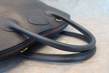 Load image into Gallery viewer, HERMES BOLIDE 35 Fjord leather Navy 〇W Engraving Shoulder bag 700100198
