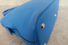 将图片加载到图库查看器,HERMES/BOLIDE 31 Clemence leather Blue hydra □Q刻印 Shoulder bag 700120089