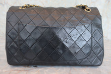 Load image into Gallery viewer, CHANEL Matelasse chain shoulder bag Lambskin Black/Gold hadware Shoulder bag 800050091