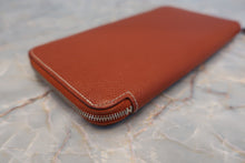 Load image into Gallery viewer, HERMES  Azapp Long Silkin Epsom leather/Silk Brique X Engraving Wallet 600010093