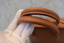 Load image into Gallery viewer, HERMES BIRKIN 35 Graine Couchevel leather Gold □D Engraving Hand bag 700100169