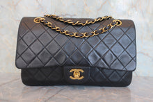 將圖片載入圖庫檢視器 CHANEL/シャネル マトラッセWフラップWチェーンショルダーバッグ ラムスキン ブラック/ゴールド金具 ショルダーバッグ 800060169