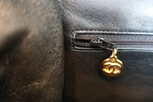 Load image into Gallery viewer, CHANEL Matelasse Double Face shoulder bag Lambskin Black/Gold hadware Shoulder bag 800030197