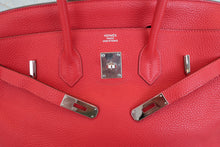 Load image into Gallery viewer, HERMES BIRKIN 35 Togo leather Rouge casaque □P Engraving Hand bag 700080119