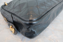 Load image into Gallery viewer, CHANEL Matelasse chain shoulder bag Lambskin Black/Gold hadware Shoulder bag 800050113