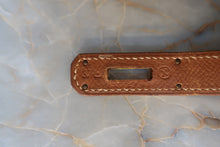 Load image into Gallery viewer, HERMES KELLY 28 Graine Couchevel leather Gold  〇X Engraving Shoulder bag 700070041