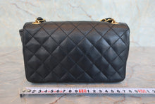 將圖片載入圖庫檢視器 CHANEL/シャネル ミニマトラッセチェーンショルダーバッグ ラムスキン ブラック/ゴールド金具 ショルダーバッグ 800070049