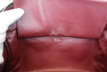 Load image into Gallery viewer, CHANEL Matelasse chain shoulder bag Lambskin Black/Gold hadware Shoulder bag 800050113