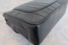 將圖片載入圖庫檢視器 CHANEL/シャネル マドモアゼルチェーンショルダーバッグ ラムスキン ブラック/ゴールド金具 ショルダーバッグ 700090164