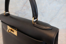 画像をギャラリービューアに読み込む, HERMES/エルメス ケリー28 ボックスカーフ ブラック 〇Z刻印 ショルダーバッグ 700030286