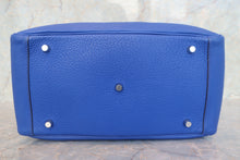 将图片加载到图库查看器,HERMES LINDY 34 Clemence leather Blue electric □P刻印 Shoulder bag 700120050
