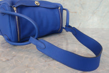 将图片加载到图库查看器,HERMES LINDY 34 Clemence leather Blue electric □P刻印 Shoulder bag 700120050