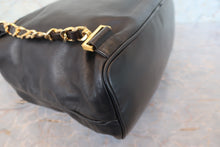 画像をギャラリービューアに読み込む, CHANEL/シャネル ココマーク巾着チェーンリュック ラムスキン ブラック/ゴールド金具 リュック 700100217