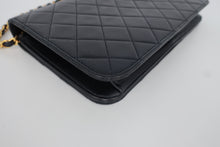 將圖片載入圖庫檢視器 CHANEL/シャネル マトラッセプッシュロックチェーンショルダーバッグ ラムスキン ネイビー/ゴールド金具 ショルダーバッグ 800090164