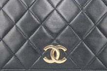將圖片載入圖庫檢視器 CHANEL/シャネル マトラッセプッシュロックチェーンショルダーバッグ ラムスキン ネイビー/ゴールド金具 ショルダーバッグ 800090164