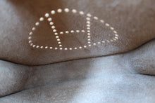 Load image into Gallery viewer, HERMES  EVELYNE TPM Clemence leather Biscuit Z Engraving Shoulder bag 700030185