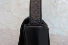 將圖片載入圖庫檢視器 CHANEL/シャネル マドモアゼルショルダーバッグ ラムスキン ブラック/ゴールド金具 ショルダーバッグ 800070035