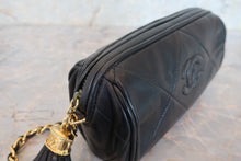 画像をギャラリービューアに読み込む, CHANEL/シャネル ココマークフリンジチェーンショルダーバッグ ラムスキン ブラック/ゴールド金具 ショルダーバッグ 700100218