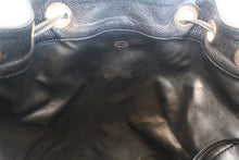 画像をギャラリービューアに読み込む, CHANEL/シャネル トリプルココマークチェーンリュック キャビアスキン ブラック/ゴールド金具 リュック 800010120