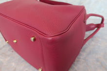 Load image into Gallery viewer, HERMES LINDY 34 Clemence leather Ruby □O Engraving Shoulder bag 700090160