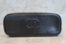 Load image into Gallery viewer, CHANEL Matelasse fringe chain shoulder bag Lambskin Black/Gold hadware Shoulder bag 700070089